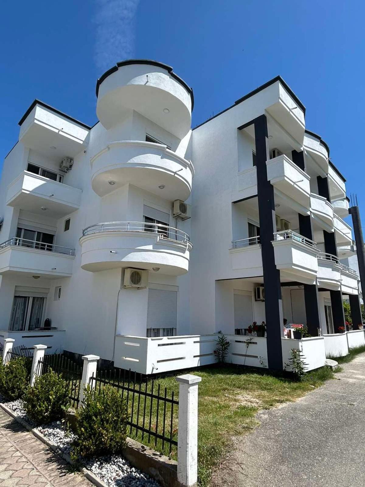 Apartmani Agovic Ulcinj Kültér fotó