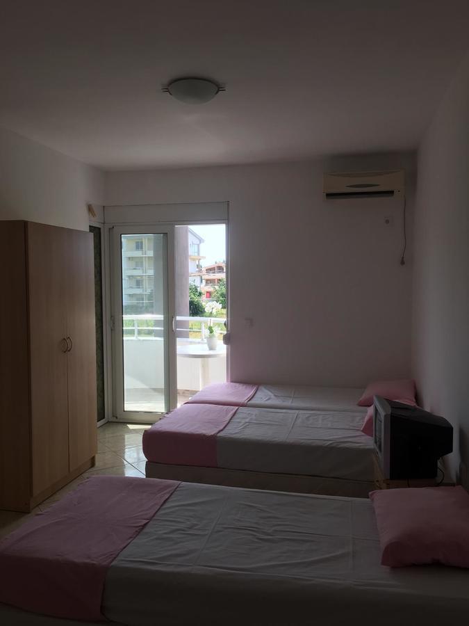 Apartmani Agovic Ulcinj Kültér fotó